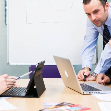 Kurslarımız 8 İş İngilizcesi kursu