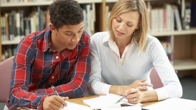 Yeni Bir Dil Öğrenmek için 10 Faydalı İpuçları